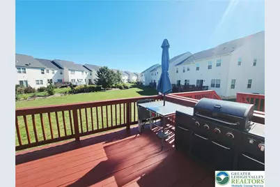 972 King Way, Upper Macungie Township, PA 18031 - Photo 7