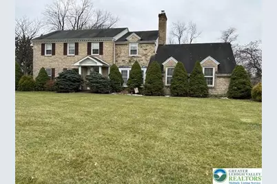 801 Yorkshire Road, Bethlehem City, PA 18017 - Photo 1