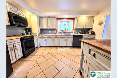 155 W Adamsdale Road, North Manheim Twp, PA 17972 - Photo 5