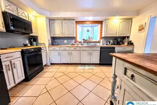 155 W Adamsdale Rd, North Manheim Twp, PA 17972 - Photo 5