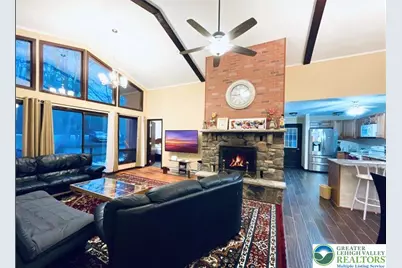 149 Livingston Lane, Clifton Twp, PA 18424 - Photo 3