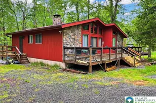 149 Livingston Ln, Clifton Twp, PA 18424 - Photo 5