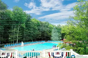 149 Livingston Ln, Clifton Twp, PA 18424 - Photo 19