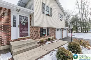 1222 Debby Ct, Lehigh Township, PA 18038 - Photo 3