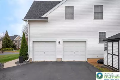 5046 W Saucon Avenue, Upper Saucon Township, PA 18034 - Photo 9