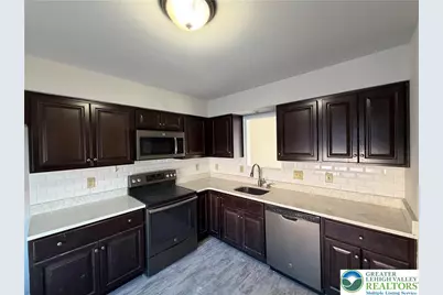 350 Moty Drive, Alburtis Boro, PA 18011 - Photo 3