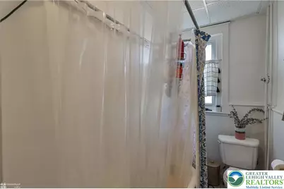 737 E 7th Street, Bethlehem, PA 18015 - Photo 41