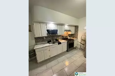 1043 Fullerton Avenue, Allentown, PA 18102 - Photo 5