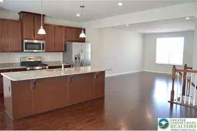 2332 Raya Way, Easton, PA 18045 - Photo 7