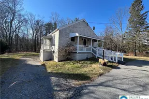 3749 Mountain View Dr, Lehigh Township, PA 18038 - Photo 1