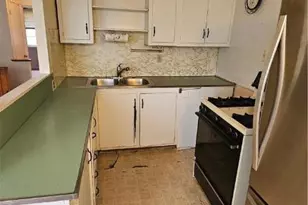 2335 4th St, Wilson Boro, PA 18042 - Photo 15