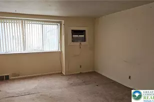 2335 4th St, Wilson Boro, PA 18042 - Photo 9