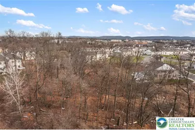 495 Gray Feather Way, Upper Macungie Township, PA 18104 - Photo 7