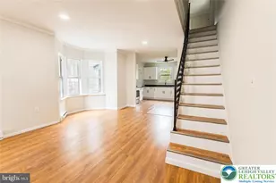 229 Wallace St, Pottsville, PA 17901 - Photo 9