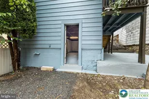 229 Wallace St, Pottsville, PA 17901 - Photo 23