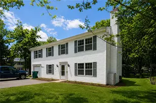 6318 Ventnor Dr, Coolbaugh Twp, PA 18466 - Photo 1