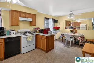 6318 Ventnor Dr, Coolbaugh Twp, PA 18466 - Photo 7