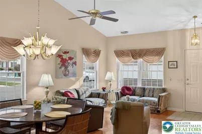 4860 Derby, Lower Macungie Twp, PA 18062 - Photo 9