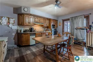 221 E Bertsch St, Lansford Boro, PA 18232 - Photo 7