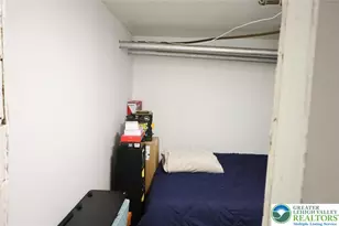 1106 E Bellevue Ave, Laureldale Borough, PA 19605 - Photo 43