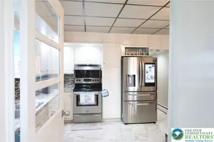 1106 E Bellevue Ave, Laureldale Borough, PA 19605 - Photo 7