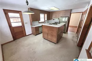 5722 Shady Ln, East Allen Township, PA 18014 - Photo 9