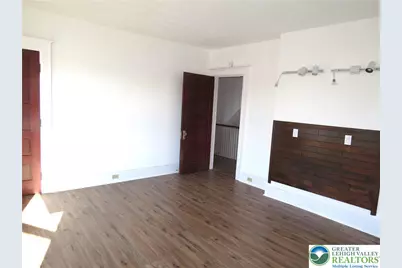 2028 Ealer Avenue, Wilson, PA 18042 - Photo 29