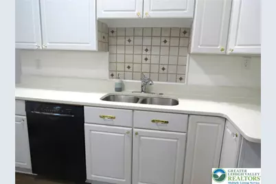 2028 Ealer Avenue, Wilson, PA 18042 - Photo 15