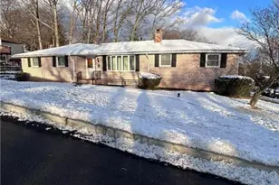 400 N Westbrook Ave, Pen Argyl Boro, PA 18072 - Photo 1