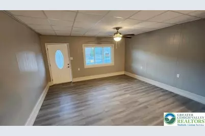 72 E Bacon Street, Palo Alto, PA 17901 - Photo 7