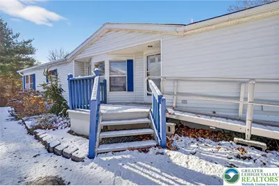 188 Greenbriar Drive, East Allen Township, PA 18014 - Photo 5