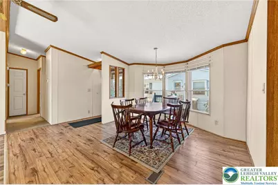 188 Greenbriar Drive, East Allen Township, PA 18014 - Photo 9