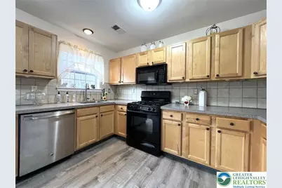 214 Kensington Drive, Bushkill, PA 18324 - Photo 11