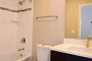 124 W Union Blvd, Bethlehem City, PA 18018 - Photo 3