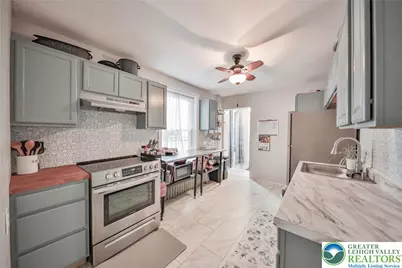 233 South Street, Allentown City, PA 18109 - Photo 5