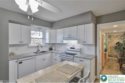 6923 Blue Church Road S, Upper Saucon Township, PA 18036 - Photo 15