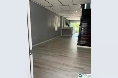 230 W Arlington Street, Shenandoah, PA 17976 - Photo 3