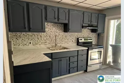 230 W Arlington Street, Shenandoah, PA 17976 - Photo 5