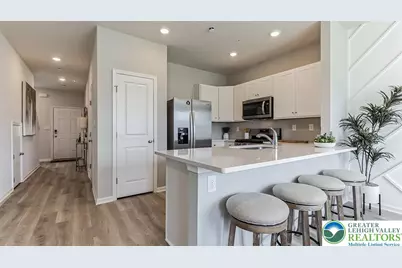 1253 Susan Circle, Upper Macungie Township, PA 18031 - Photo 9