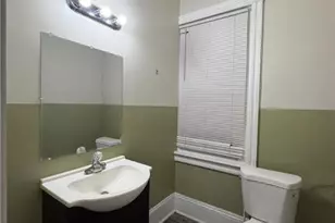 1019 Delaware Ave, Fountain Hill Boro, PA 18015 - Photo 7