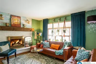 1117 Shagbark Ln, Hamilton Twp, PA 18360 - Photo 5