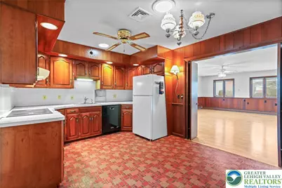 3319 Birch Avenue, South Whitehall Twp, PA 18103 - Photo 9