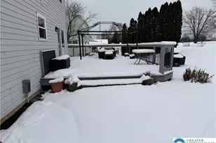 136 Woodview Dr, Trumbauersville Boro, PA 18951 - Photo 5