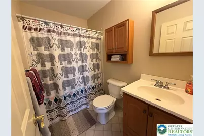 136 Woodview Drive, Trumbauersville Boro, PA 18951 - Photo 27