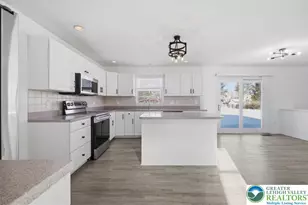 2301 Goldenrod Dr, Macungie, PA 18062 - Photo 13