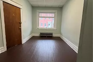 111 N 5th St, Allentown City, PA 18102 - Photo 5