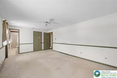 904 Parkway Road, South Whitehall Twp, PA 18104 - Photo 19