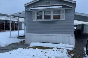 162 Moorestown Dr, Moore Township, PA 18014 - Photo 1