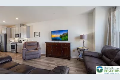 4906 Brookside Court, Coopersburg Boro, PA 18036 - Photo 5