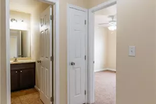 241 Snapdragon Way, Upper Macungie Township, PA 18104 - Photo 31